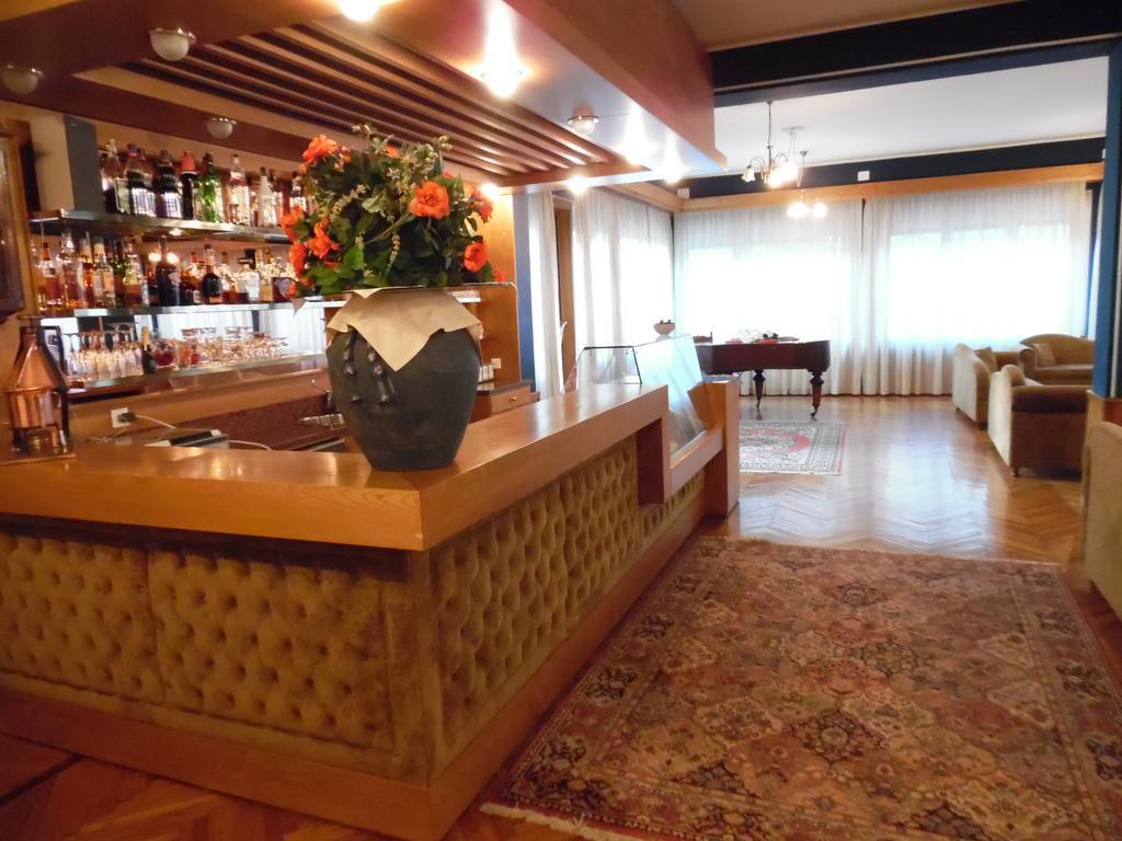 Hotel Auronzo 아우론조디까도레 외부 사진